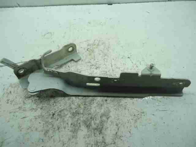 Изображение товара 45657 - 00045657 petlya kapota pravaya Hyundai i40