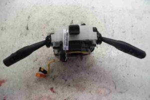 Изображение товара 45662 - 00045662 pereklyuchatel podrulevoj (strekoza) Peugeot 306 1