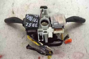 Изображение товара 45662 - 00045662 pereklyuchatel podrulevoj (strekoza) Peugeot 306 3