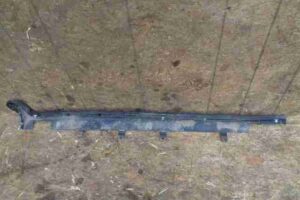 Изображение товара 45678 - 00045678 porog plastikovyj pravyj Renault Sandero 2