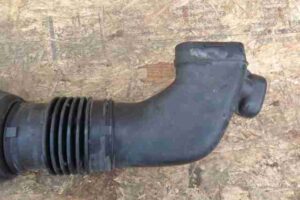 Изображение товара 45791 - 00045791 patrubok vozdushnogo filtra Chrysler Sebring 1