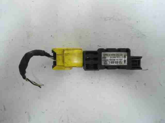 Изображение товара 45883 - 00045883 datchik AirBag Toyota Carina E