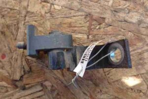 Изображение товара 45952 - 00045952 petlya dveri perednyaya 2