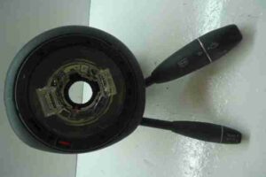 Изображение товара 45992 - 00045992 pereklyuchatel podrulevoj (strekoza) Honda Ridgeline