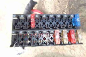 Изображение товара 46052 - 00046052 blok predokhranitelej Fiat Brava