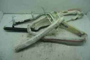 Изображение товара 46083 - 00046083 podushka bezopasnosti potolochnaya levaya SAAB 9 3