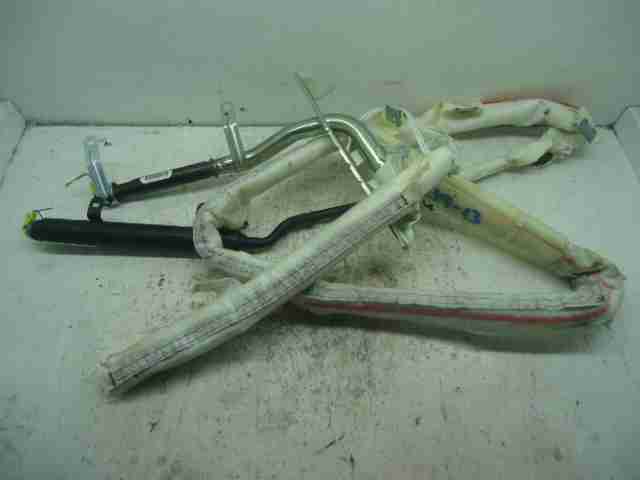 Изображение товара 46083 - 00046083 podushka bezopasnosti potolochnaya levaya SAAB 9 3