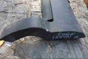 Изображение товара 46086 - 00046086 porog plastikovyj pravyj Ford Kuga 1