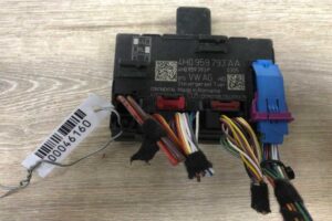 Изображение товара 46160 - 00046160 blok upravleniya perednej levoj dveri Toyota Corolla Verso 1