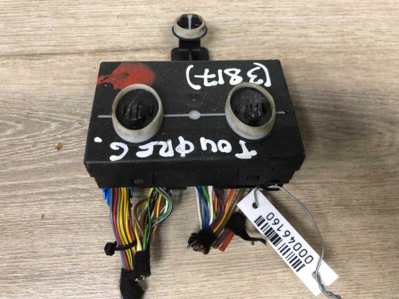 Изображение товара 46160 - 00046160 blok upravleniya perednej levoj dveri Toyota Corolla Verso