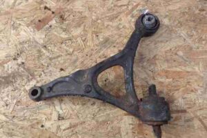 Изображение товара 46359 - 00046359 rychag perednij pravyj nizhnij Volvo V50