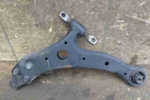 Изображение товара 46425 - 00046425 rychag perednij pravyj nizhnij BMW X1 1