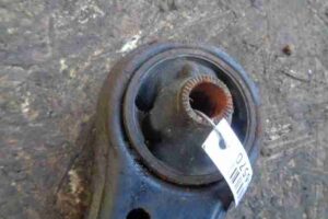 Изображение товара 46570 - 00046570 rychag perednij pravyj nizhnij Chevrolet Blazer 1