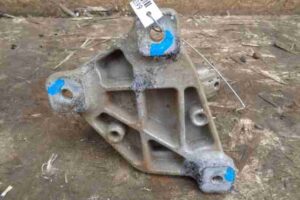 Изображение товара 46599 - 00046599 kronshtejn perednej balki Renault Sandero 2