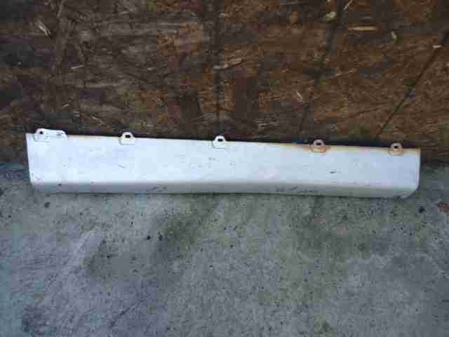 Изображение товара 46734 - 00046734 porog plastikovyj levyj Porsche Macan