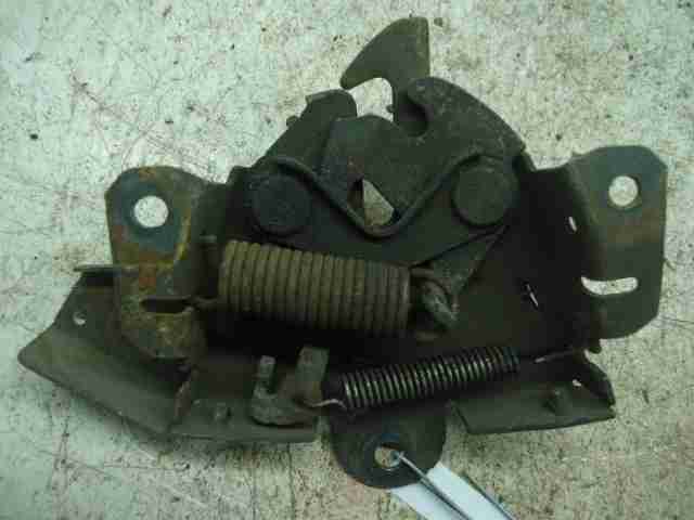 Изображение товара 46899 - 00046899 zamok kapota Isuzu Rodeo