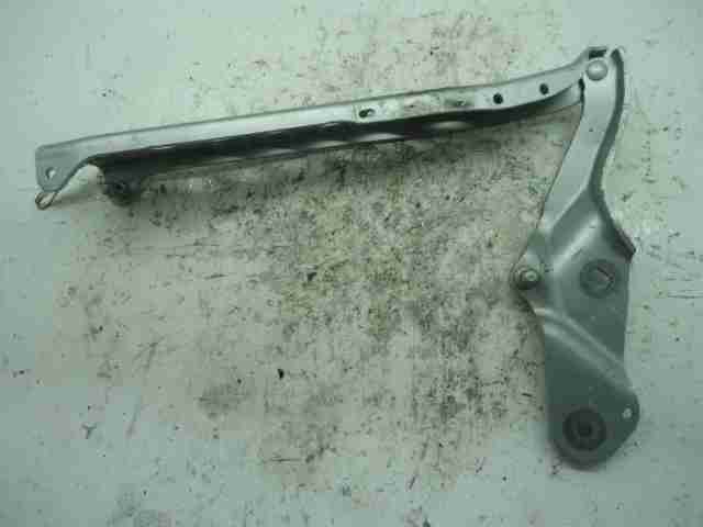 Изображение товара 46917 - 00046917 petlya kapota pravaya