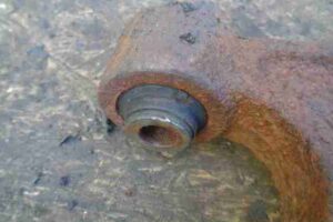 Изображение товара 46990 - 00046990 rychag perednij pravyj nizhnij Renault Logan 1