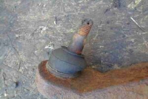 Изображение товара 46990 - 00046990 rychag perednij pravyj nizhnij Renault Logan 2