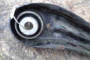 Изображение товара 47089 - 00047089 rychag zadnij pravyj verkhnij Ford Transit Connect 2