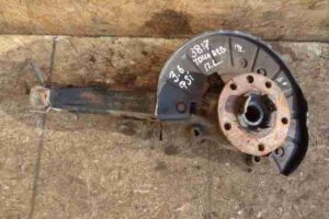 Изображение товара 47352 - 00047352 kulak povorotnyj levyj Toyota Corolla Verso 1