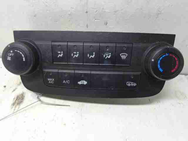 Изображение товара 47436 - 00047436 pereklyuchatel otopitelya Renault Sandero