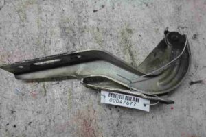 Изображение товара 47677 - 00047677 petlya kapota pravaya Renault Sandero 3