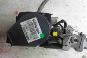 Изображение товара 47716 - 00047715 remen bezopasnosti Renault Sandero 3