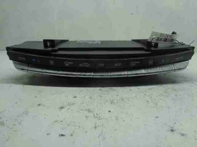 Изображение товара 48230 - 00048230 pereklyuchatel otopitelya Ford Scorpio