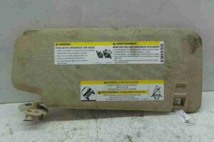 Изображение товара 48574 - 00048574 kozyrek solntsezaschitnyj 2