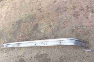 Изображение товара 48656 - 00048656 napravlyayuschaya sdvizhnoj dveri Toyota 4Runner 2