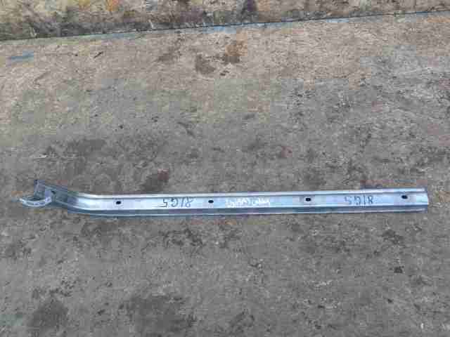 Изображение товара 48656 - 00048656 napravlyayuschaya sdvizhnoj dveri Toyota 4Runner