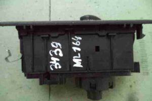 Изображение товара 48669 - 00048669 pereklyuchatel sveta Ford Escort 1