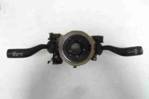 Изображение товара 48942 - 00048942 pereklyuchatel podrulevoj (strekoza) Toyota Carina E