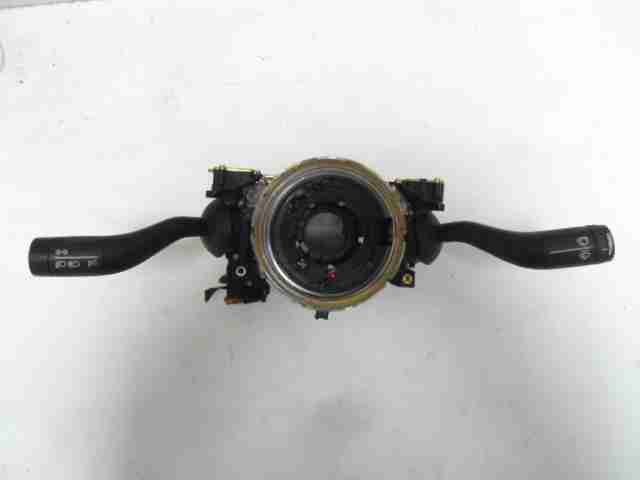 Изображение товара 48942 - 00048942 pereklyuchatel podrulevoj (strekoza) Toyota Carina E