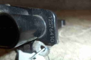 Изображение товара 49296 - 00049296 raskhodomer vozdukha (dmrv) Opel Omega 2