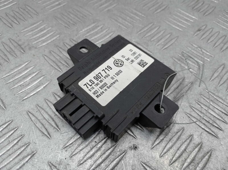 Изображение товара 49502 - 00049502 blok upravleniya Toyota Carina E