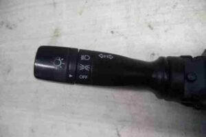 Изображение товара 49672 - 00049672 pereklyuchatel podrulevoj (strekoza) Mercedes CLA 2