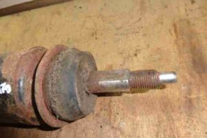 Изображение товара 49680 - 00049680 amortizator zadnij pravyj BMW 3 Series 3