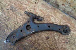 Изображение товара 147712 - 00049992 rychag perednij levyj nizhnij BMW X1 1