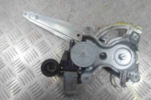 Изображение товара 50415 - 00050415 steklopodemnik zadnij pravyj Skoda Octavia 1