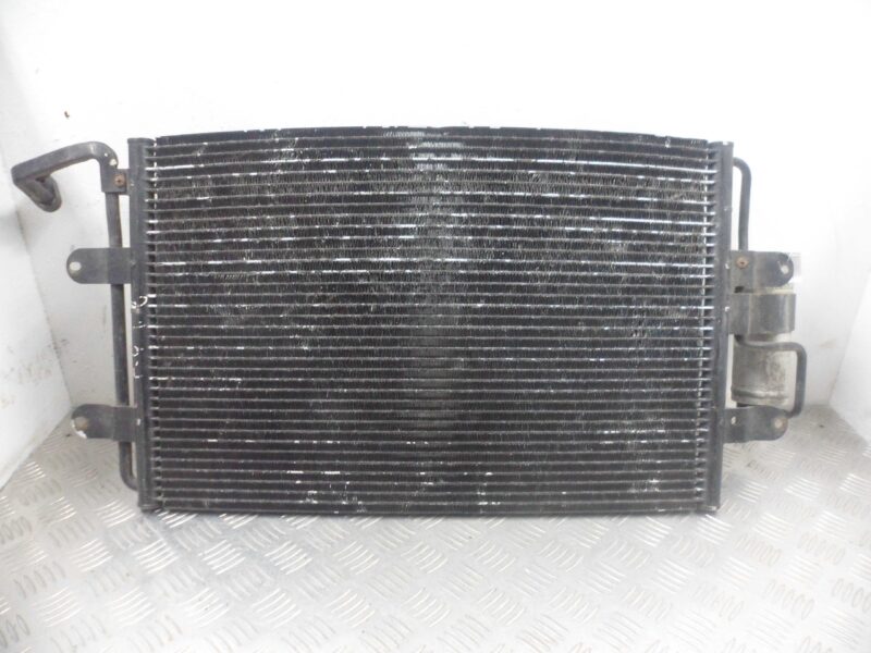 Изображение товара 50574 - 00050574 radiator konditsionera Volkswagen Touran