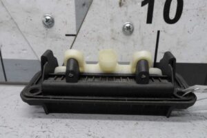 Изображение товара 50592 - 00050592 ruchka kryshki bagazhnika Honda Ridgeline 3
