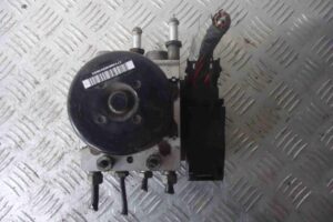 Изображение товара 52605 - 00050605 blok ABS Pontiac Vibe 3