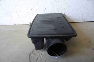 Изображение товара 50791 - 00050791 korpus vozdushnogo filtra Chrysler Cirrus 2