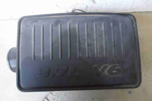 Изображение товара 50791 - 00050791 korpus vozdushnogo filtra Chrysler Cirrus 3