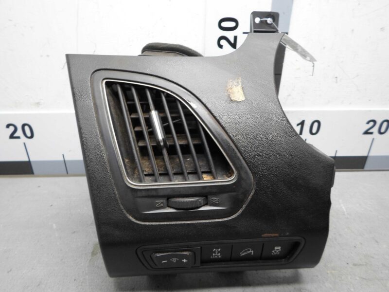 Изображение товара 51584 - 00051584 deflektor obduva salona Mercedes CLA 1