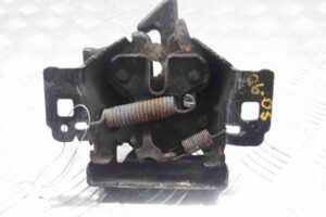 Изображение товара 51600 - 00051600 zamok kapota BMW 4 Series 2