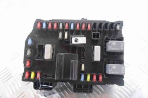Изображение товара 51627 - 00051627 blok predokhranitelej Pontiac Vibe 1
