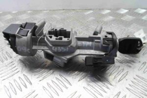 Изображение товара 51798 - 00051798 zamok zazhiganiya BMW 4 Series 1